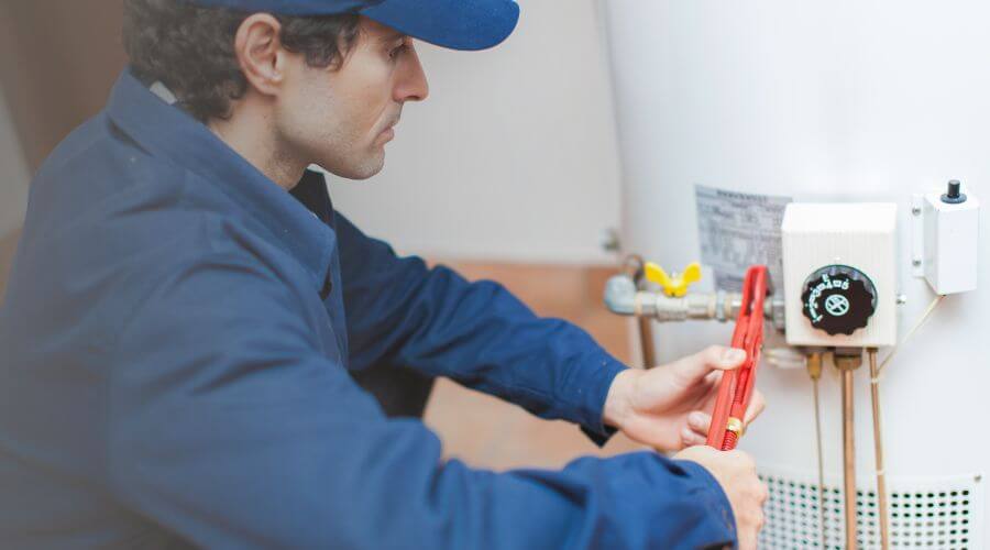 Professional same day plumber in Melvin, IL